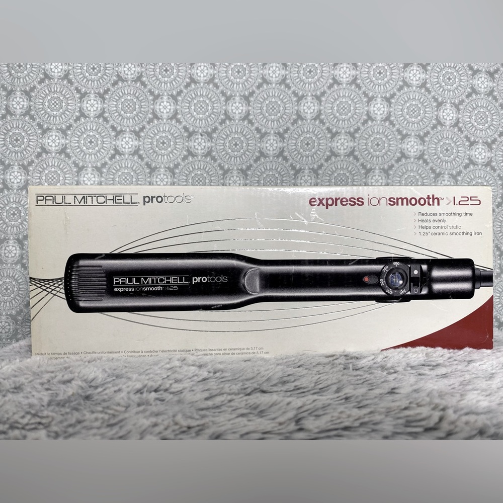 New Paul Mitchell Flat Iron